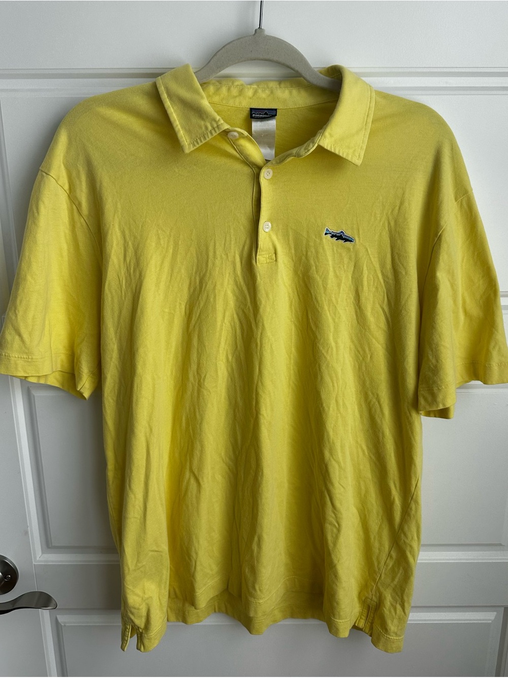 Patagonia Men’s Fish Logo Polo Shirt Size Medium